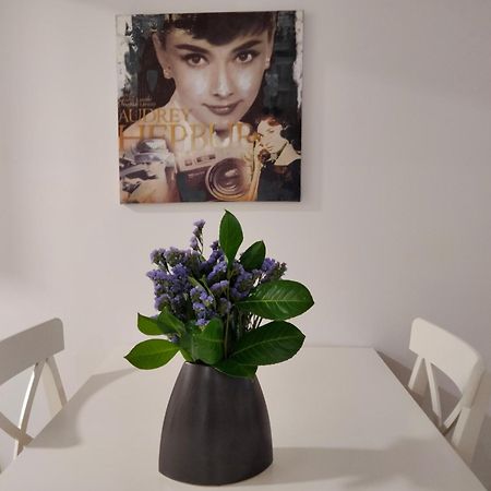Moderno Apartamento En Zona Antigua Apartment ปอนเตเบดรา ภายนอก รูปภาพ