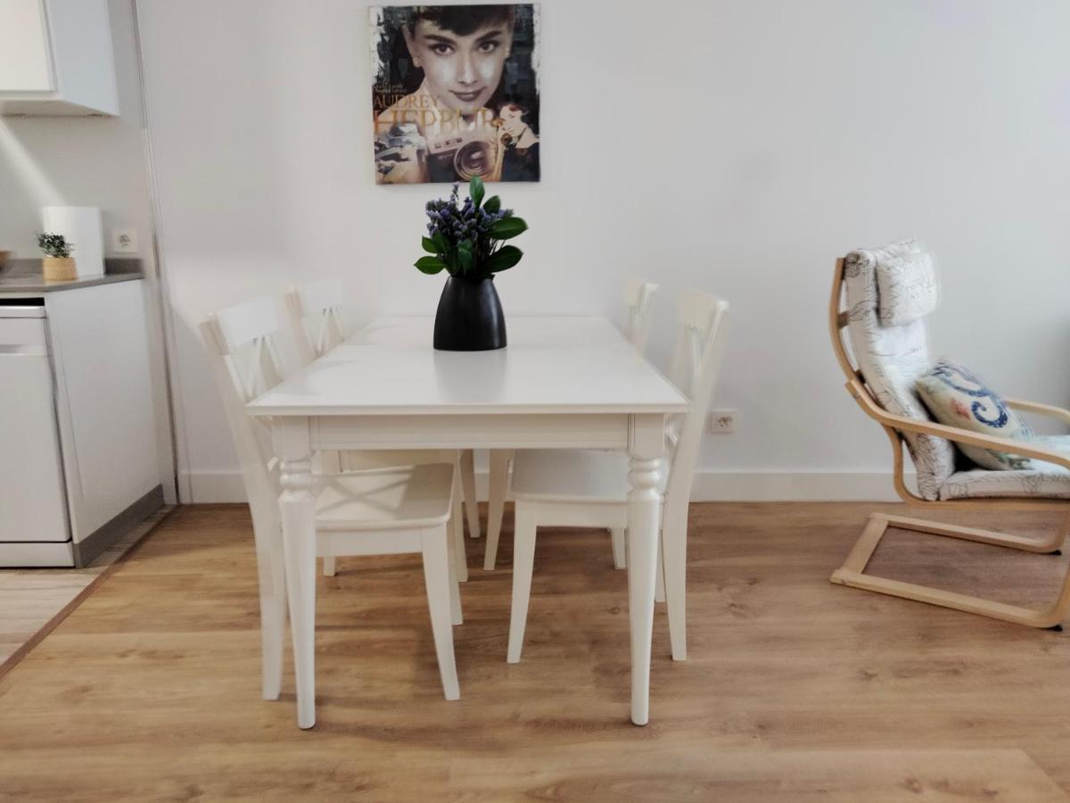 Moderno Apartamento En Zona Antigua Apartment ปอนเตเบดรา ภายนอก รูปภาพ